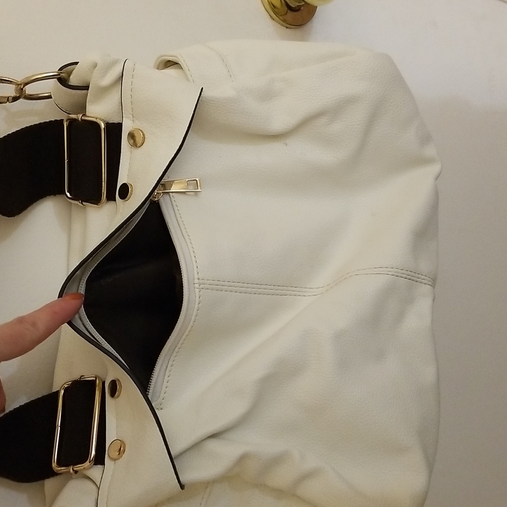 Shoulder bag - Picture 5 of 9